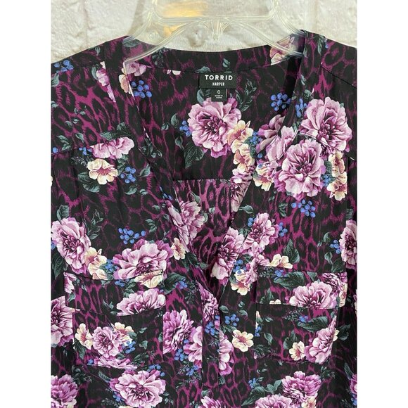 Torrid Harper Tunic Top 0 0X (Runs Big) Floral Boho Chiffon Roll Tab Sleeve 9895 - Picture 3 of 9
